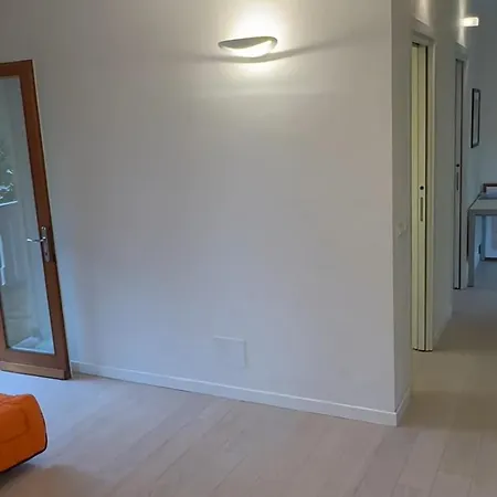 Apartment 17